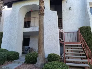 Photo #5: 2291661 Listing 