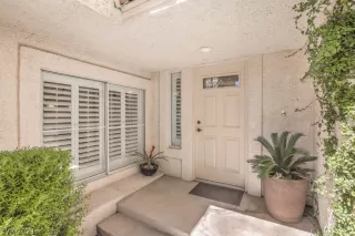 Photo #3: 2291662 Listing