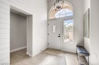 Photo #3: 2291679 Listing