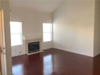 Photo #2: 2291694 Listing 