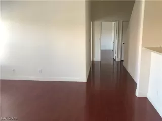 Photo #5: 2291694 Listing 