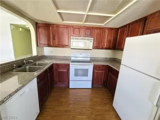 Photo #3: 2291696 Listing 