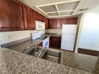 Photo #4: 2291696 Listing 