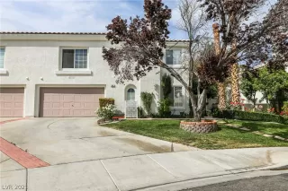 Photo #1: 2291711 Listing