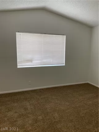 Photo #5: 2291719 Listing 