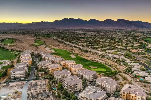 MLS: 2291720 Condo For Sale