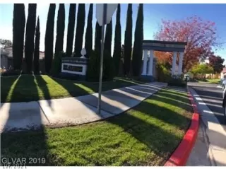 Photo #3: 2291723 Listing