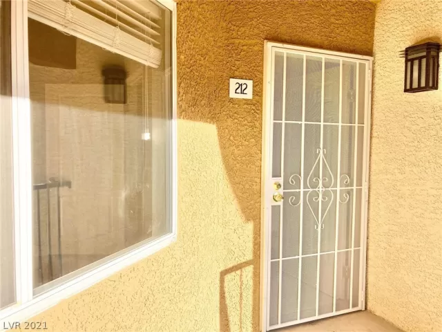 MLS: 2291725 Condo For Sale