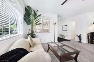 Photo #3: 2291750 Listing 