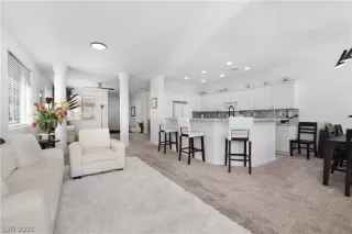 Photo #6: 2291750 Listing 