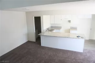 Photo #2: 2291751 Listing