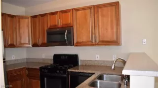 Photo #1: 2291755 Listing 