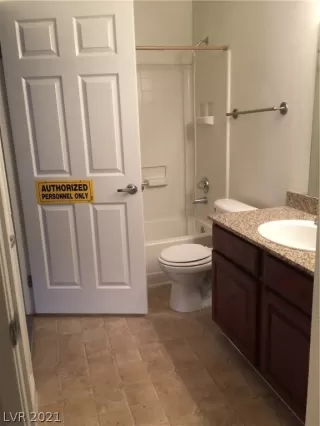 Photo #5: 2291777 Listing 