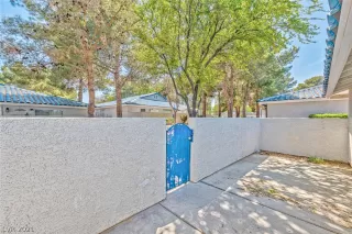 Photo #3: 2291784 Listing