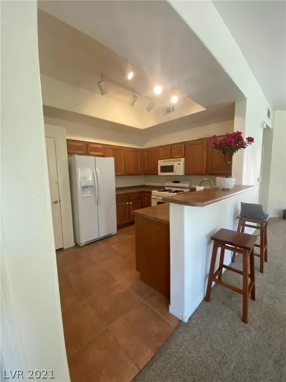 MLS: 2291831 Condo For Sale