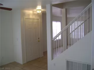 Photo #4: 2291846 Listing 