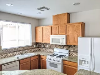 Photo #1: 2291854 Listing 