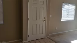 Photo #4: 2291865 Listing