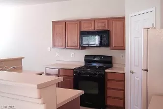 Photo #5: 2291865 Listing