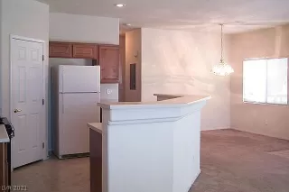 Photo #6: 2291865 Listing