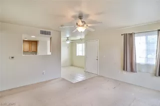 Photo #5: 2291886 Listing