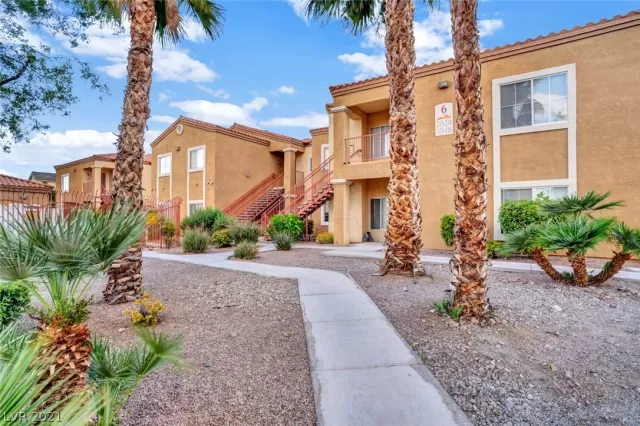 MLS: 2291894 Condo For Sale