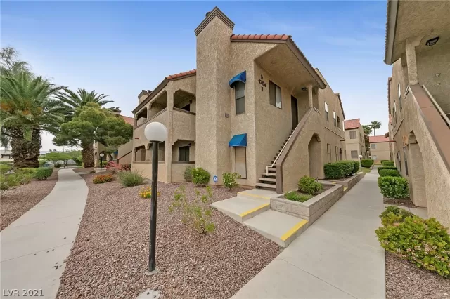 MLS: 2291899 Condo For Sale