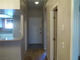 Photo #6: 2291908 Listing 