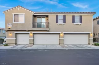 Photo #1: 2291930 Listing 