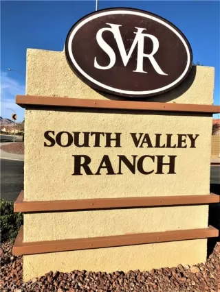 Photo #2: 2291942 Listing