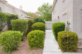 Photo #3: 2291944 Listing