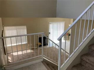 Photo #5: 2291967 Listing 