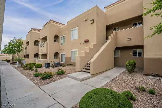 MLS: 2292014 Condo For Sale