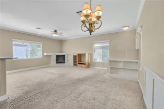 Photo #5: 2292040 Listing