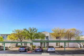 Photo #2: 2292042 Listing