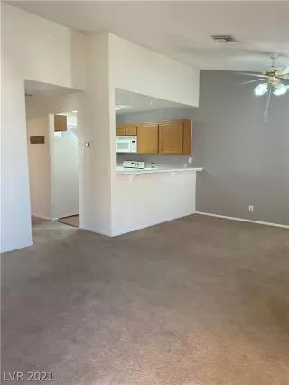 Photo #2: 2292049 Listing 