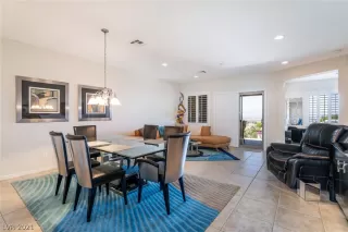 Photo #3: 2292061 Listing 