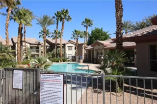 Photo #2: 2292085 Listing