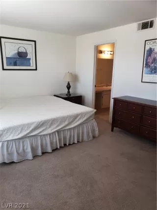 Photo #3: 2292097 Listing