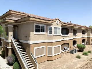 Photo #3: 2292107 Listing 