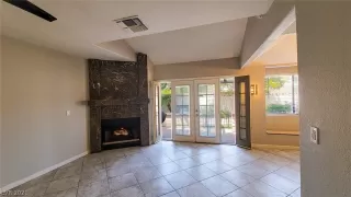 Photo #4: 2292233 Listing 