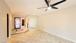 Photo #5: 2292233 Listing 