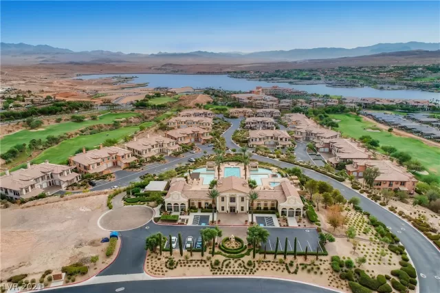 MLS: 2292235 Condo For Sale