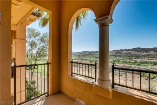 Photo #6: 2292235 Listing