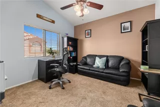 Photo #5: 2292260 Listing