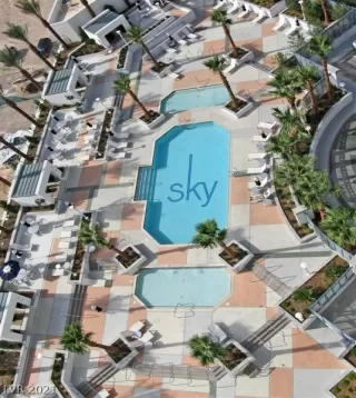 Photo #2: 2292280 Listing