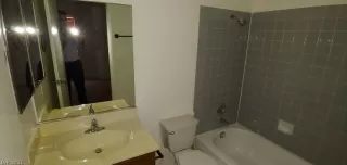 Photo #4: 2292296 Listing 