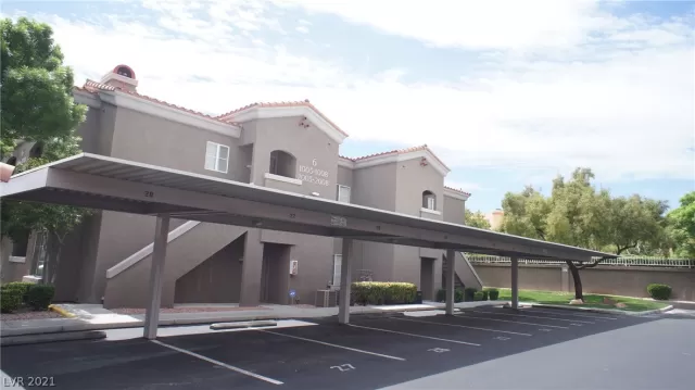 MLS: 2292332 Condo For Sale