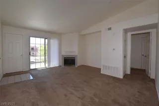 Photo #3: 2292382 Listing