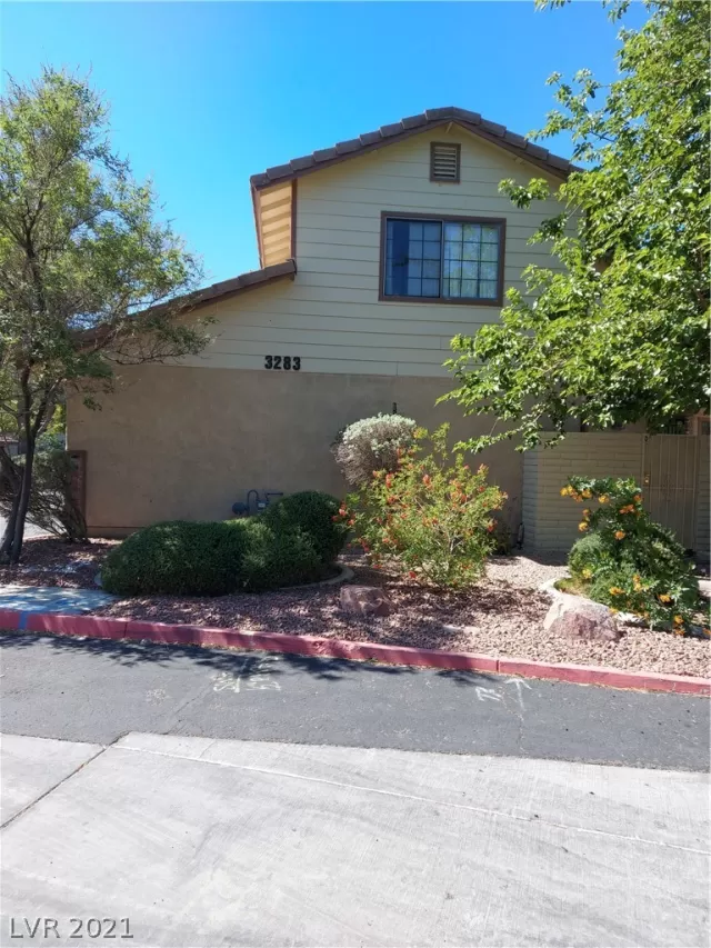 MLS: 2292454 Condo For Sale